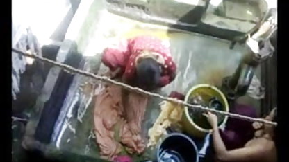 महिला छात्रावास में आदमी इंग्लिश पिक्चर सेक्स वीडियो में