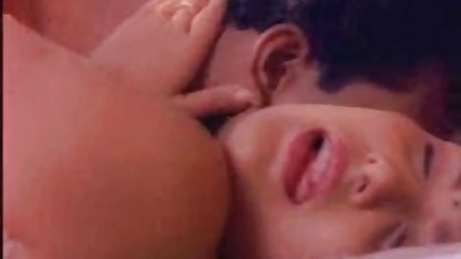 योनि एक छिद्रित phallus के साथ छिद्रित किया गया था इंग्लिश बीपी सेक्सी पिक्चर