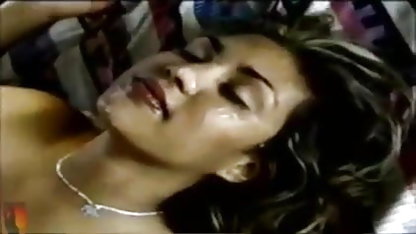 एक रबर लिंग पिक्चर का सेक्स पर कूदते