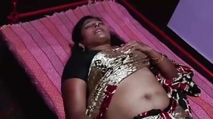 एक suchku सेक्स की पिक्चर दिखाओ के एक बिंदु में dolbitt