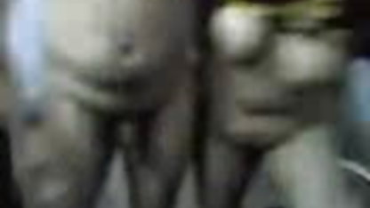माँ और सेक्सी पिक्चर बॉलीवुड बेटी धमाके के साथ एक नीग्रो