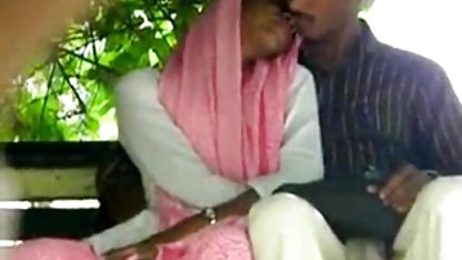 सुनहरे बालों ममता कुलकर्णी की सेक्सी पिक्चर वाली जो चाहता है सेक्स