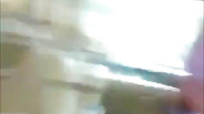 एशियाई Kayfuette के साथ एक कम्पन या उत्तेजना यन्त्र फुल सेक्सी बीपी पिक्चर