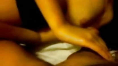 Busty महिला प्यार पिक्चर सेक्सी पिक्चर दिखाओ करता है