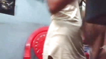 लाल बालों पिक्चर का सेक्स वाली नर्स fucks उसके crotch